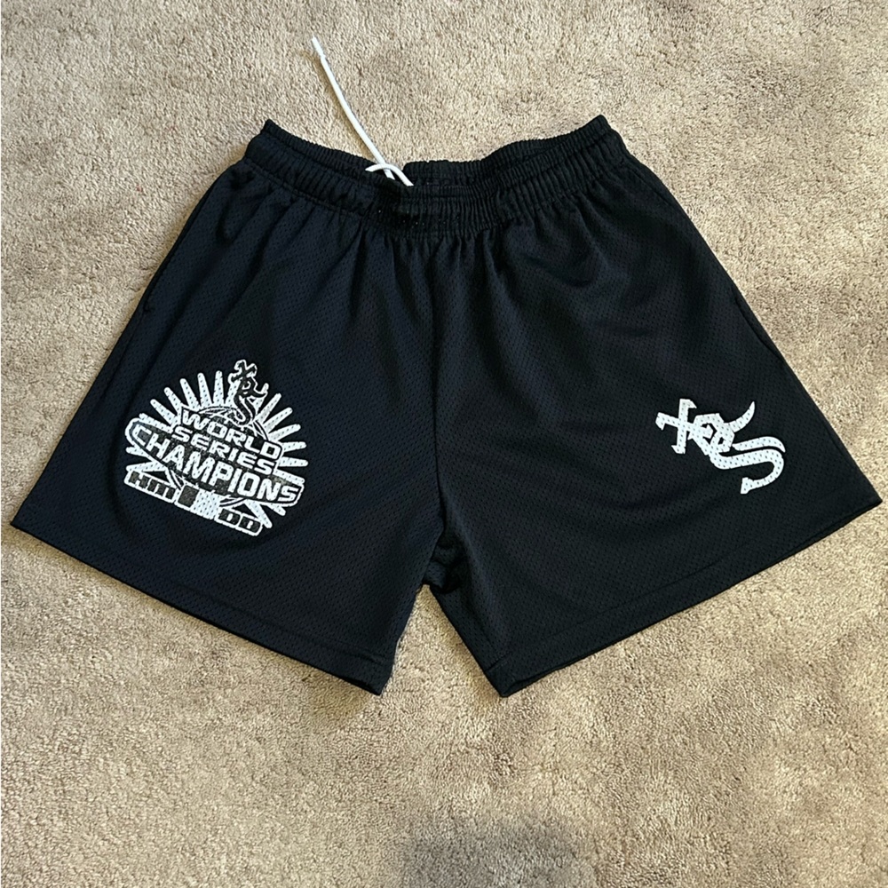 HMDD Chicago White Sox shorts
